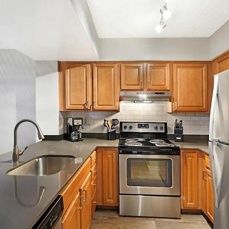 Dharma Home Suites Dania Beach At Sheridan Ocean Club Bagian luar foto