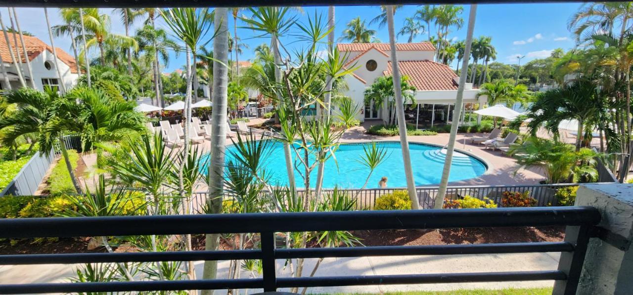 Dharma Home Suites Dania Beach At Sheridan Ocean Club Bagian luar foto