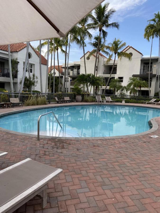 Dharma Home Suites Dania Beach At Sheridan Ocean Club Bagian luar foto